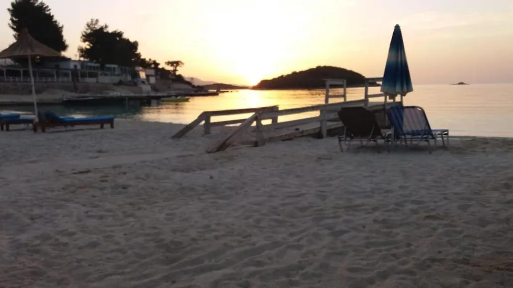 Bed & Breakfast Hotel Adriatik Ksamil